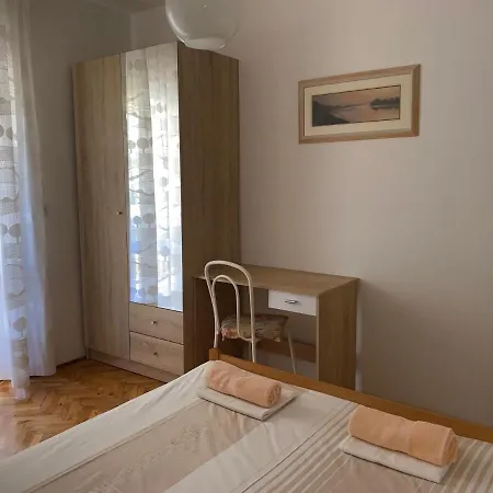 Infinity Guest house *