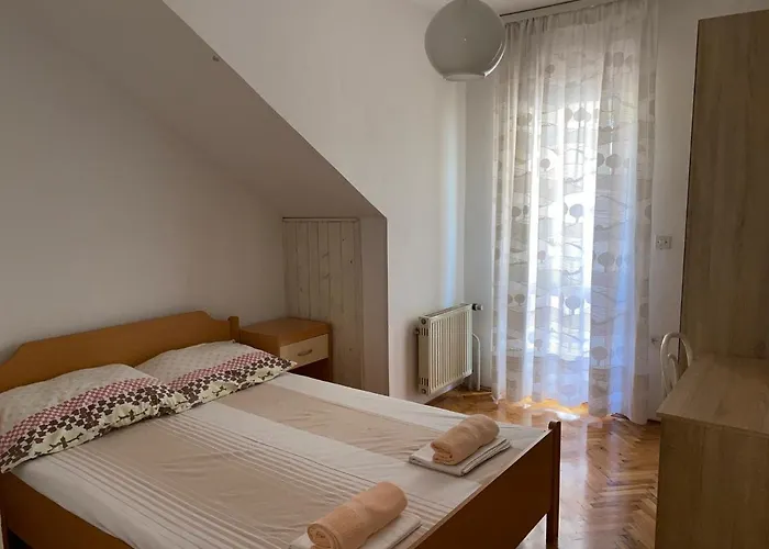 Pensionat Infinity Sukošan